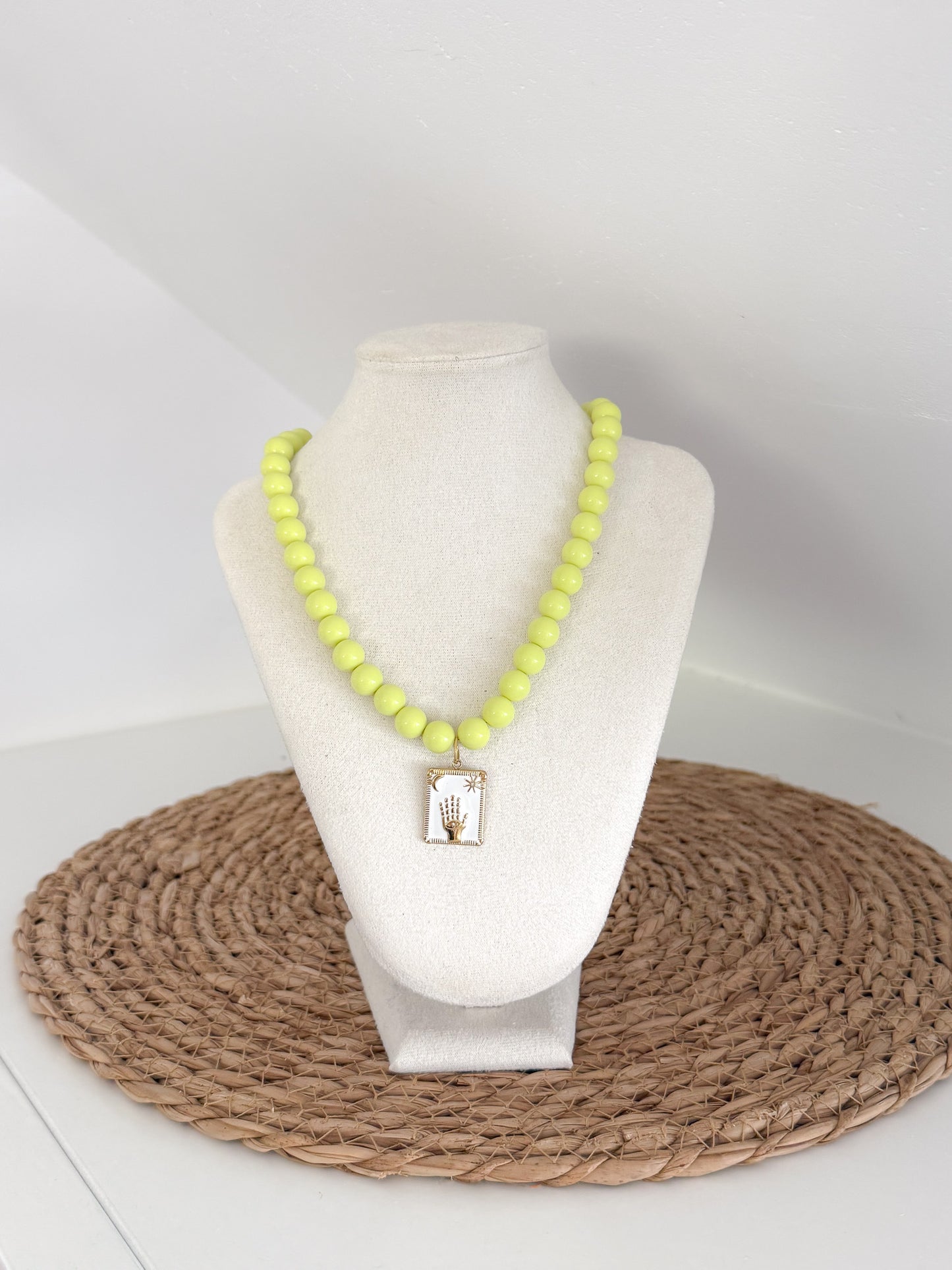 Sunbeads collectie - lime hand